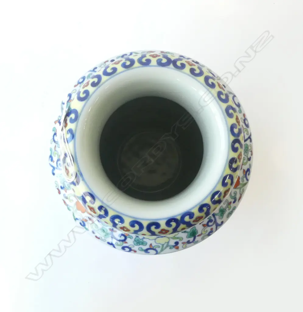 QING DYNASTY STYLE GIANLONG DOUCAI BOYS PATTERN VASE H.315mm Image 1++