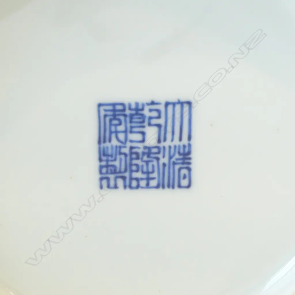 QING DYNASTY STYLE GIANLONG DOUCAI BOYS PATTERN VASE H.315mm Image 1++