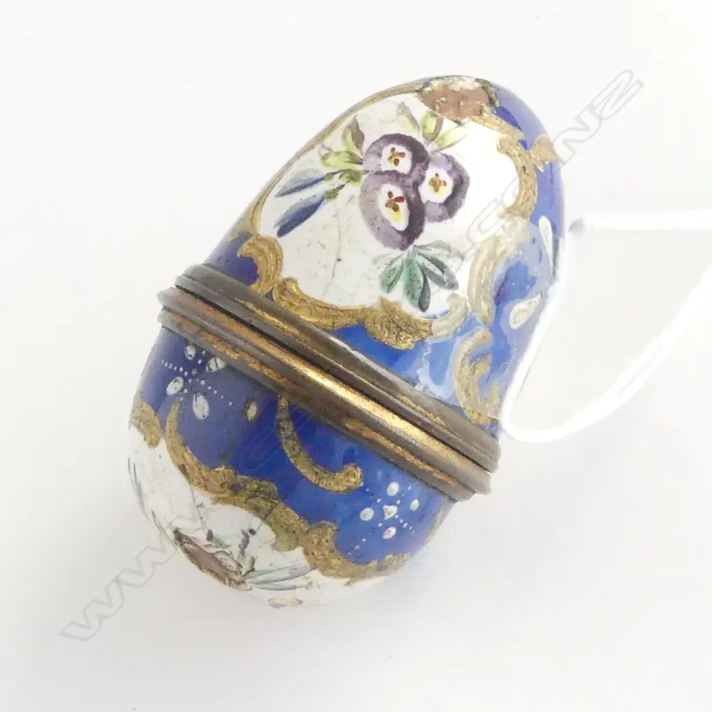 EGG SHAPED ENAMEL NUTMEG GRATER H.55mm LOSSES Image 1++