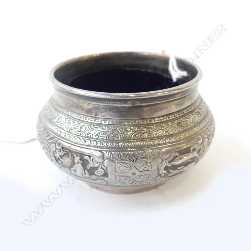 VICTORIAN STG SILVER SALT, 48gms Image 1++