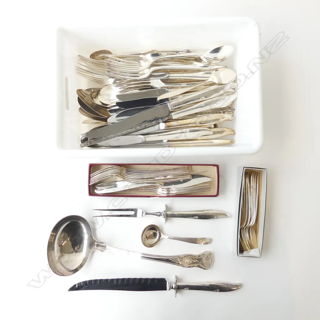 COMMUNITY EP CUTLERY SET, ETC Image 1++