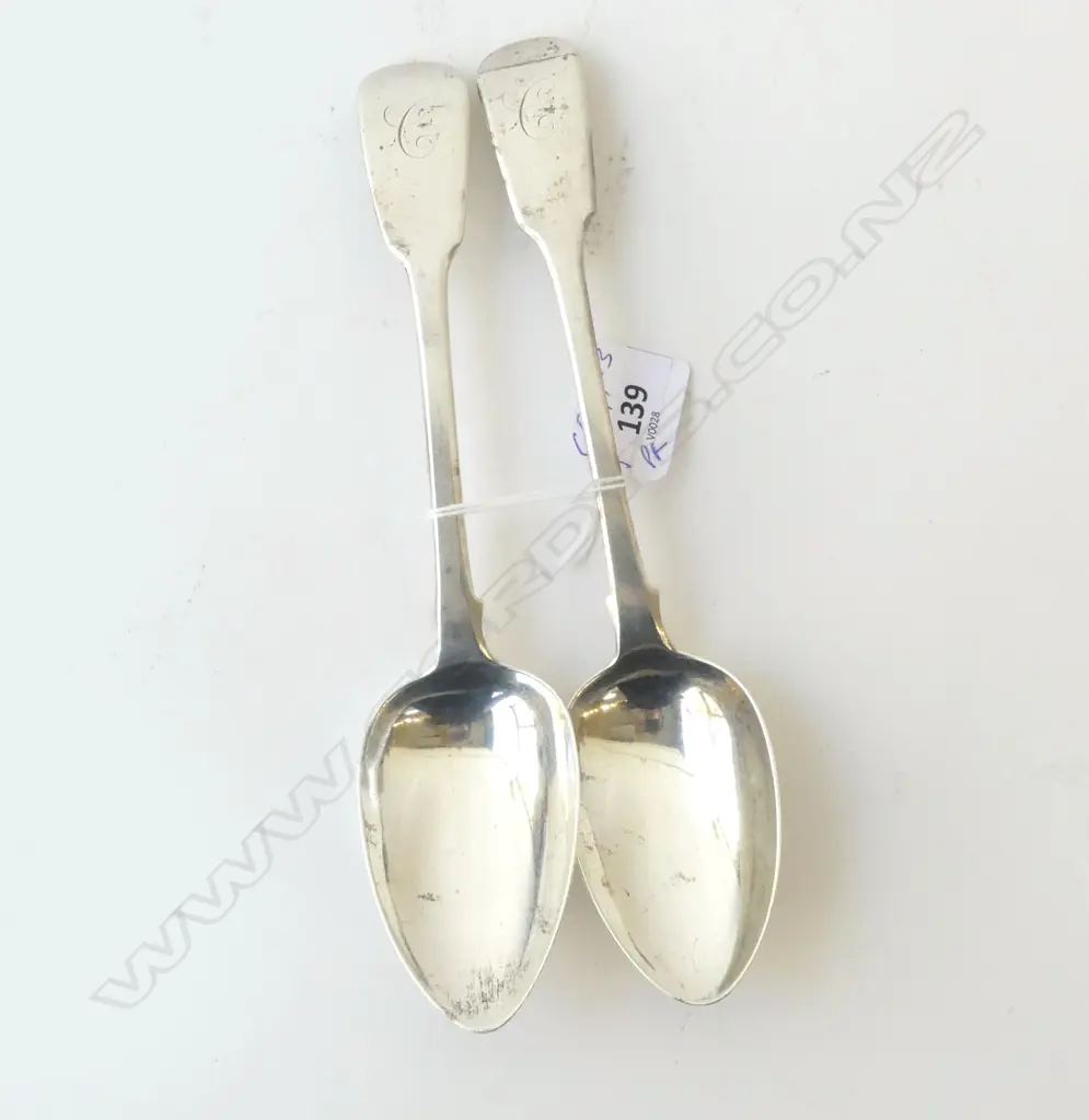 PR VICTORIAN SILVER FIDDLE PATTERN TABLE SPOONS London 1864. 155gms Image 1++