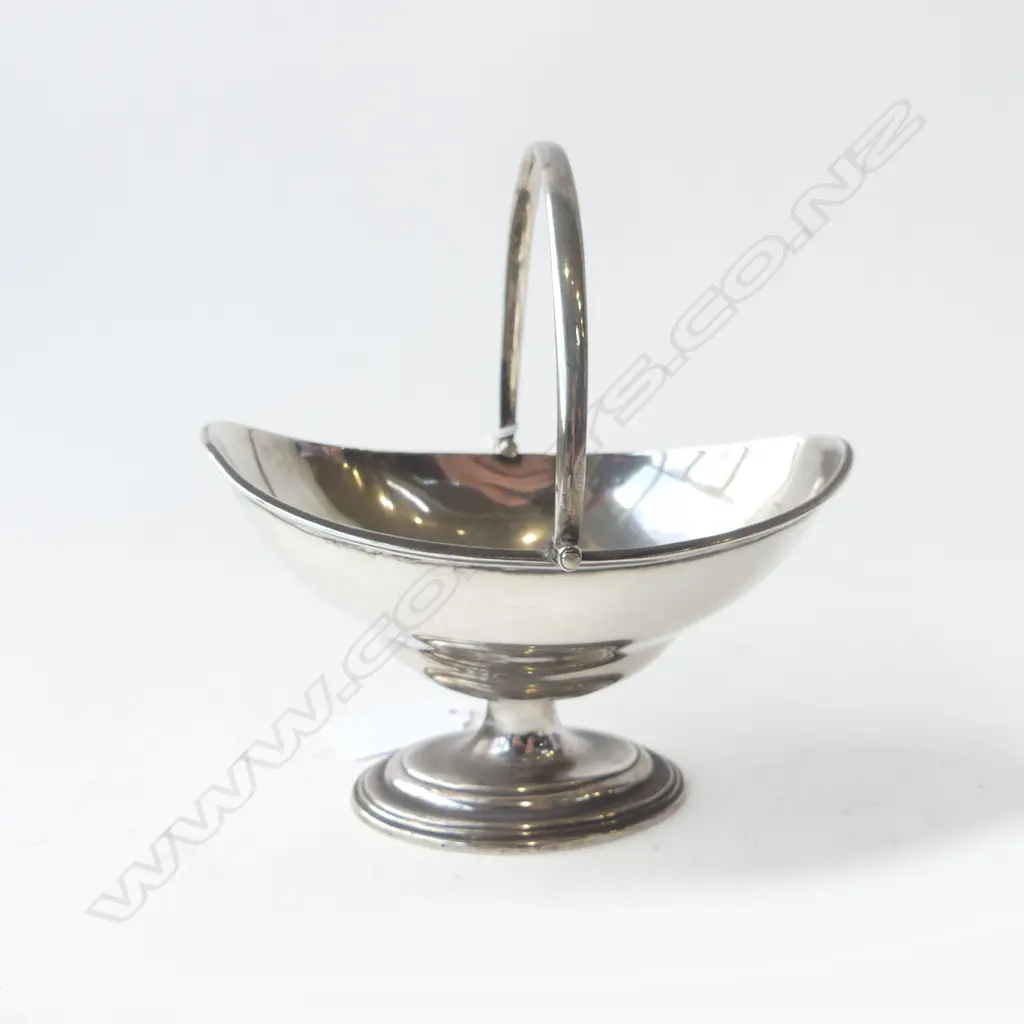 STG SWEETS BASKET W135MM Image 1++