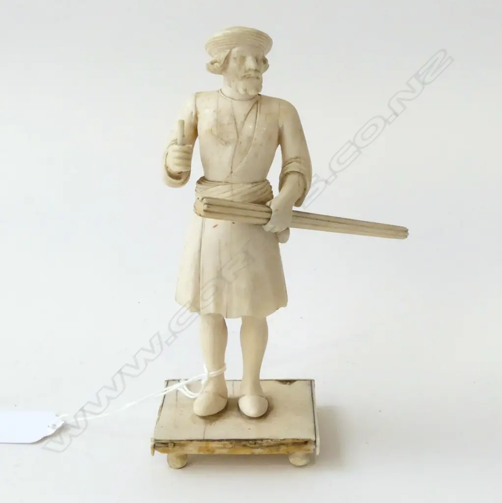 ANTIQUE IVORY CARVED FIGURINE OF A BEARDED MAN, H.150MM Image 1++