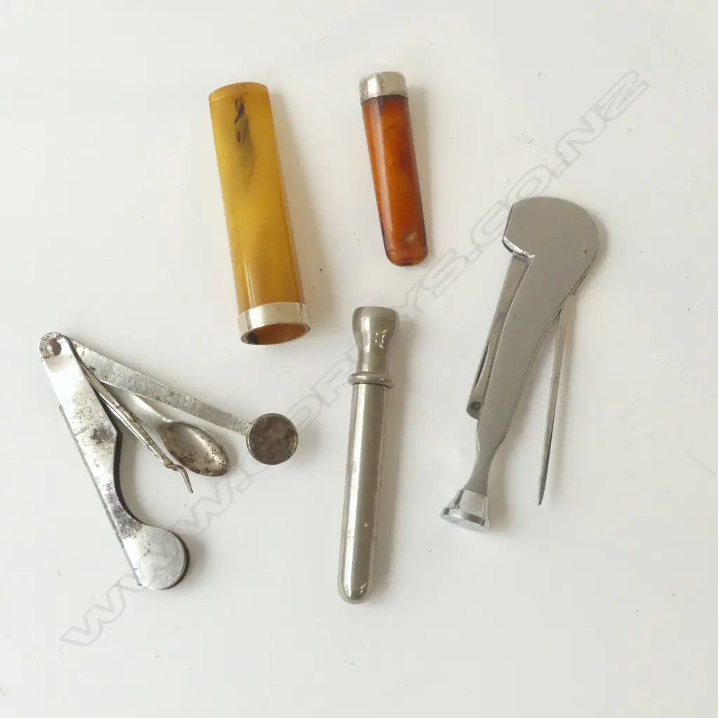 TWO AMBER CIGAR HOLDERS & 3 VINTAGE SMOKING PIPE TOOLS Image 1++
