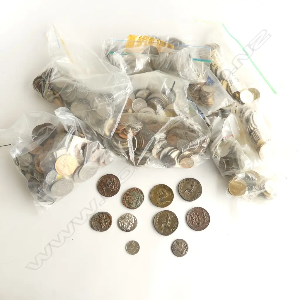 BOX OF OLD & VINTAGE WORLD COINAGE Image 1++