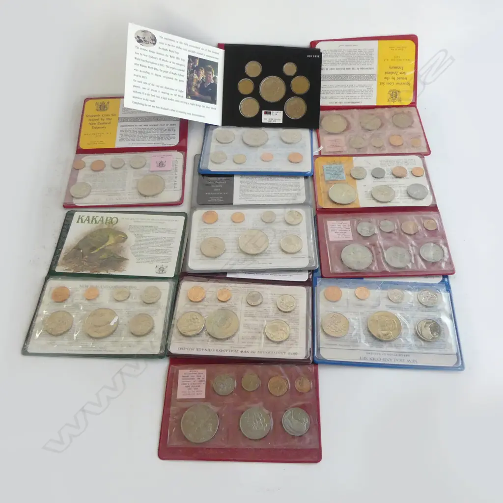 10 x NZ UNC COIN SETS in original packs 1960's to 1990's Image 1++