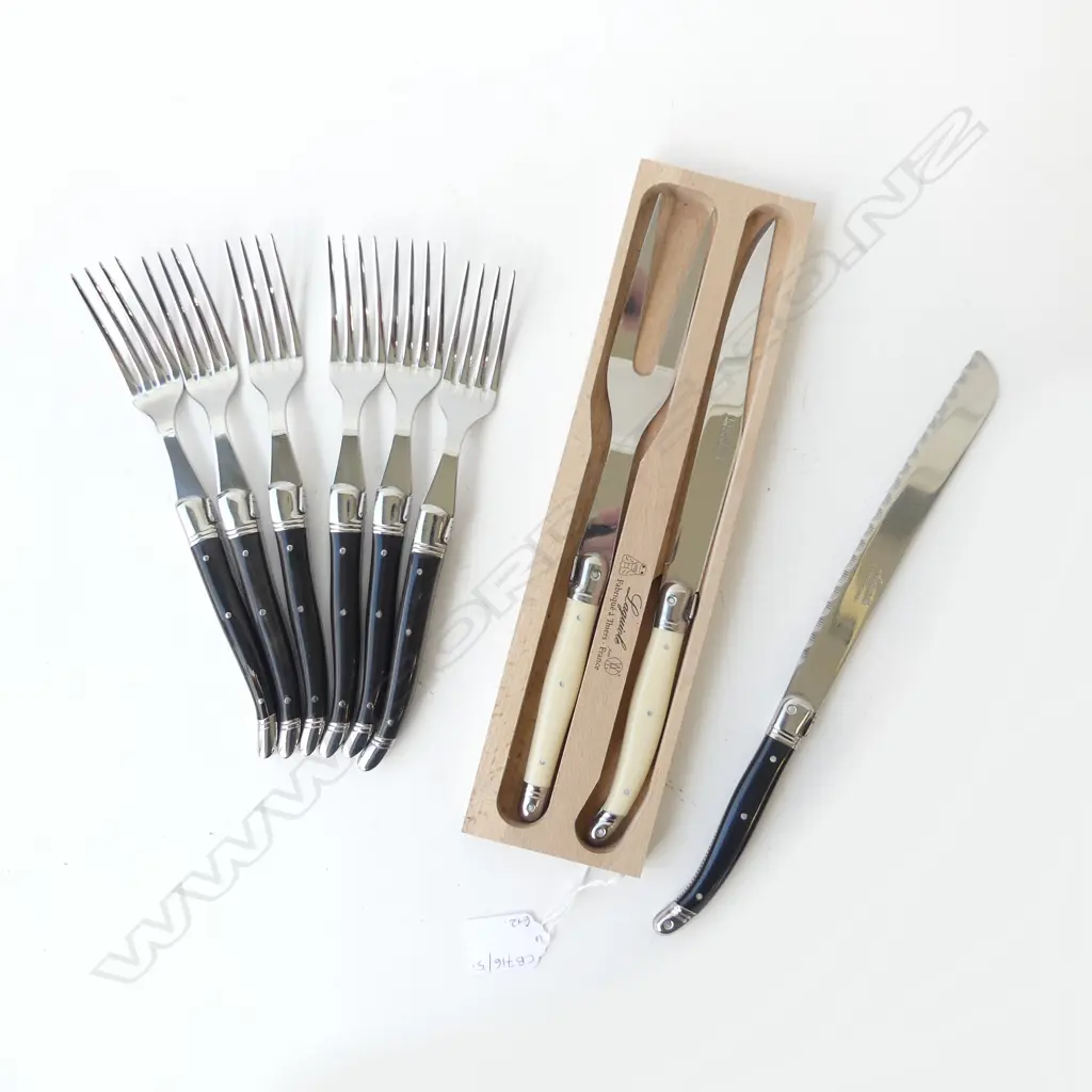 LAGUIOLE CUTLERY; 6 FORKS, BREAD KNIFE, 2 PCE CARVING SET (BOXED) Image 1++