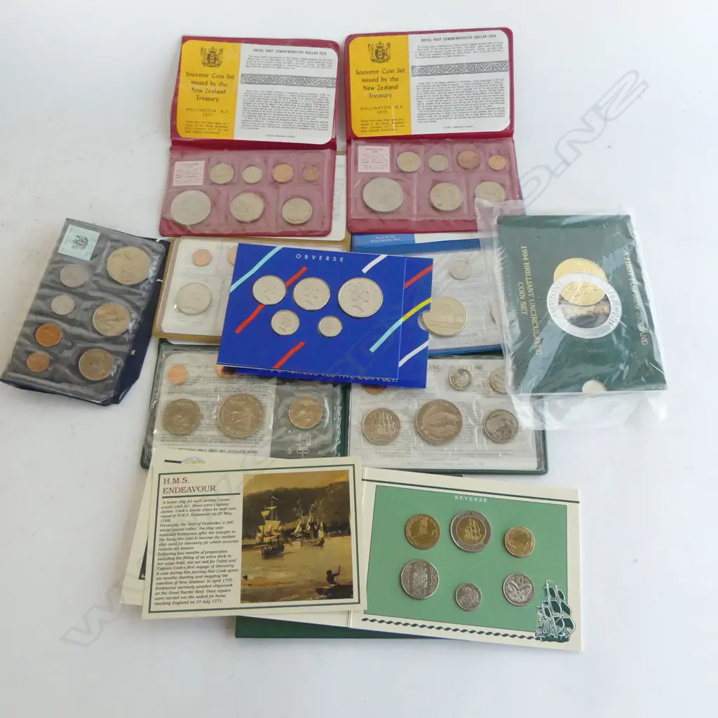 10 x NZ UNC COIN SETS in original packs 1960's to 1990's Image 1++