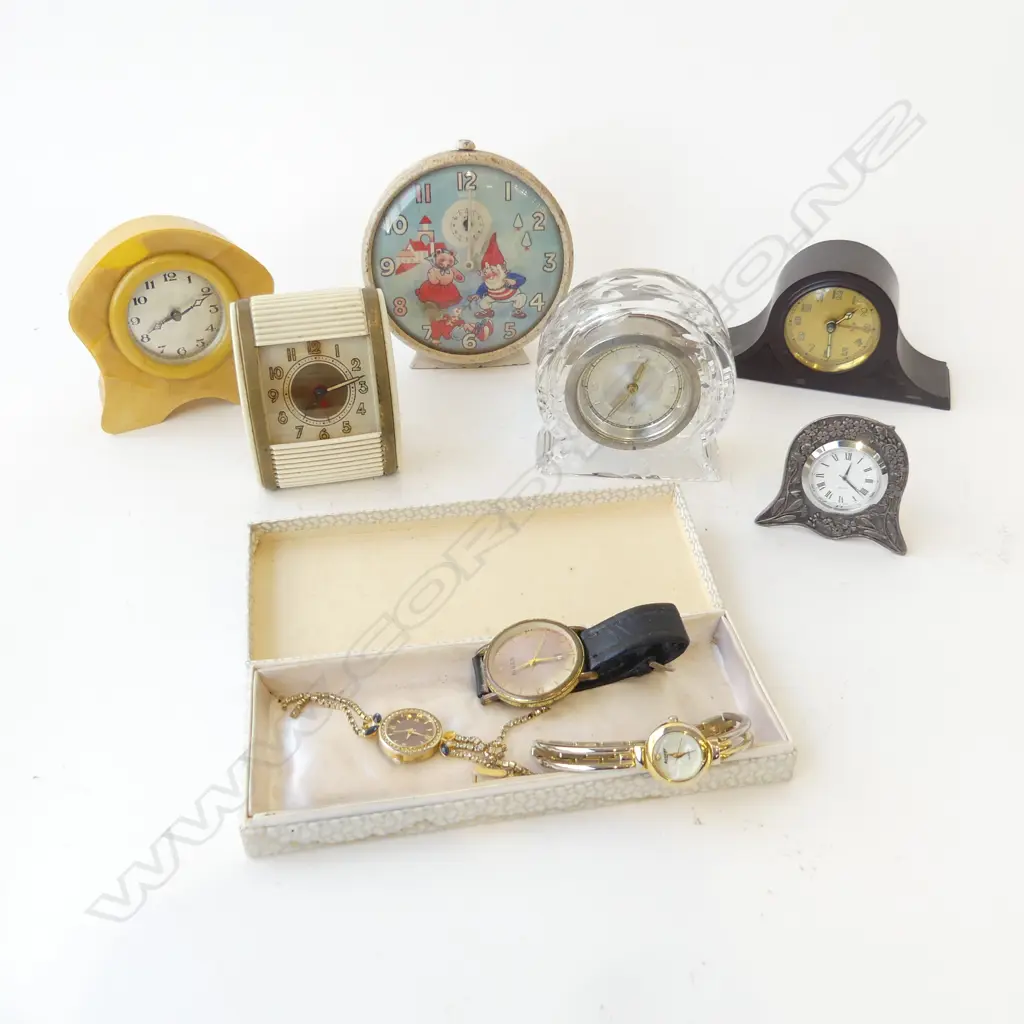 ASST. CLOCKS & WRIST WATCHES Image 1++