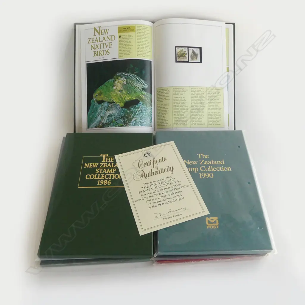 6 X THE NEW ZEALAND STAMP COLLECTION YEAR SETS 1980"s & 90's Image 1++