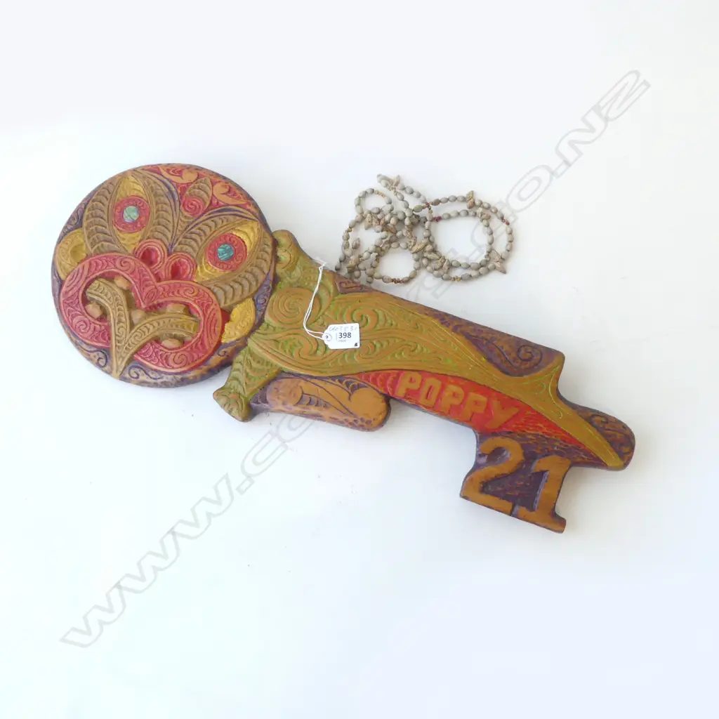 CARVED MIDCENTURY MAORI 21ST KEY  L620MM Image 1++