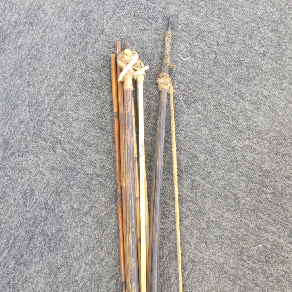 2 PNG HUNTING BOWS L1800 7 6 ARROWS Image 1++