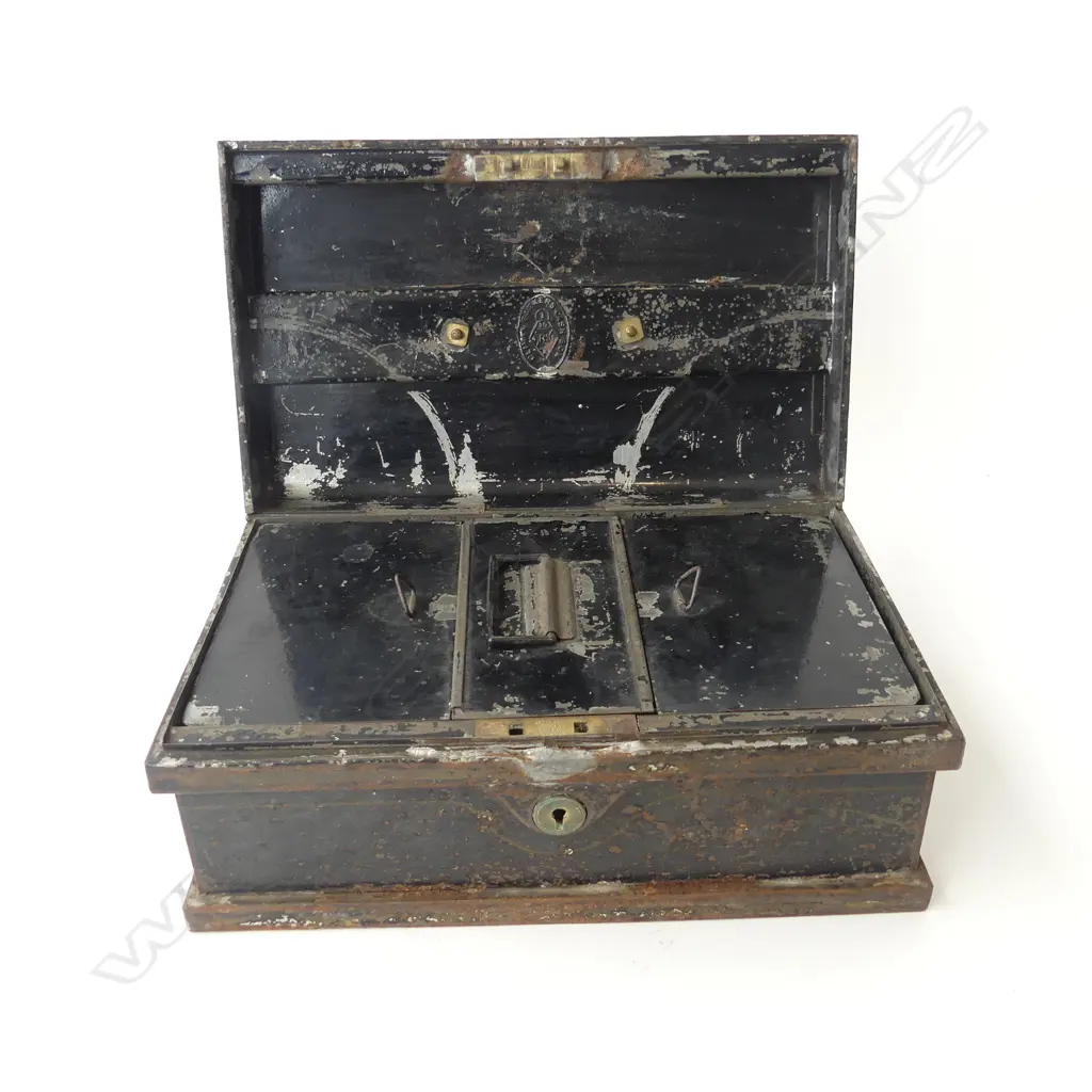 METAL CASH BOX W300MM Image 1++