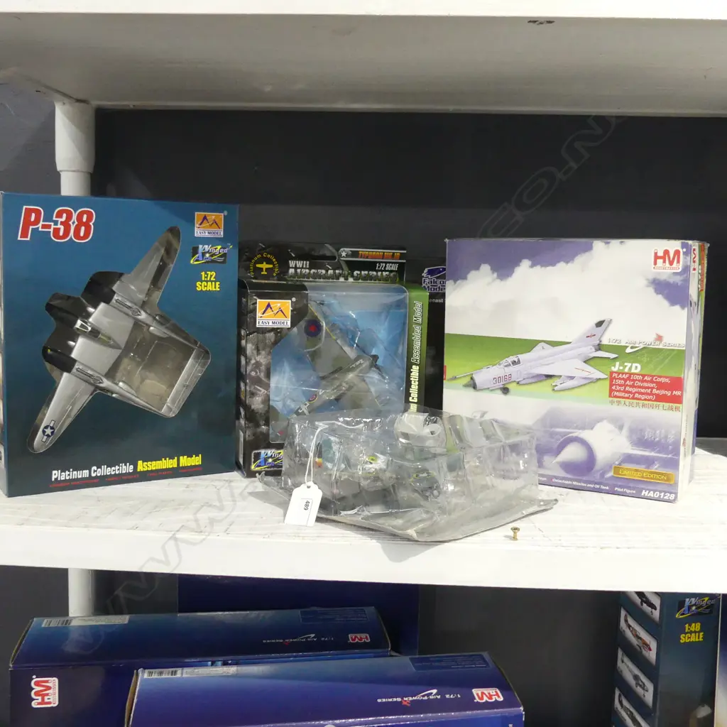 5 ASST. MODEL FIGHTER PLANES Image 1++