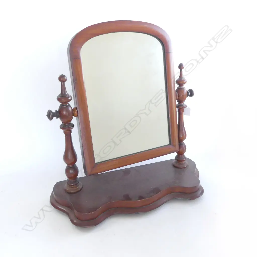 VICTORIAN MAHOGANY TOILET MIRROR H.580mm Image 1++