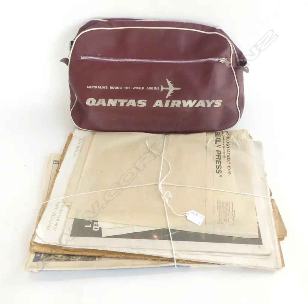 OLD QANTAS AIRLINES FLIGHT BAG & OLD VARIOUS HISTORICAL PUBLJCATIONS EG WEEKLY NEW 1912 ETC ETC  Image 1++