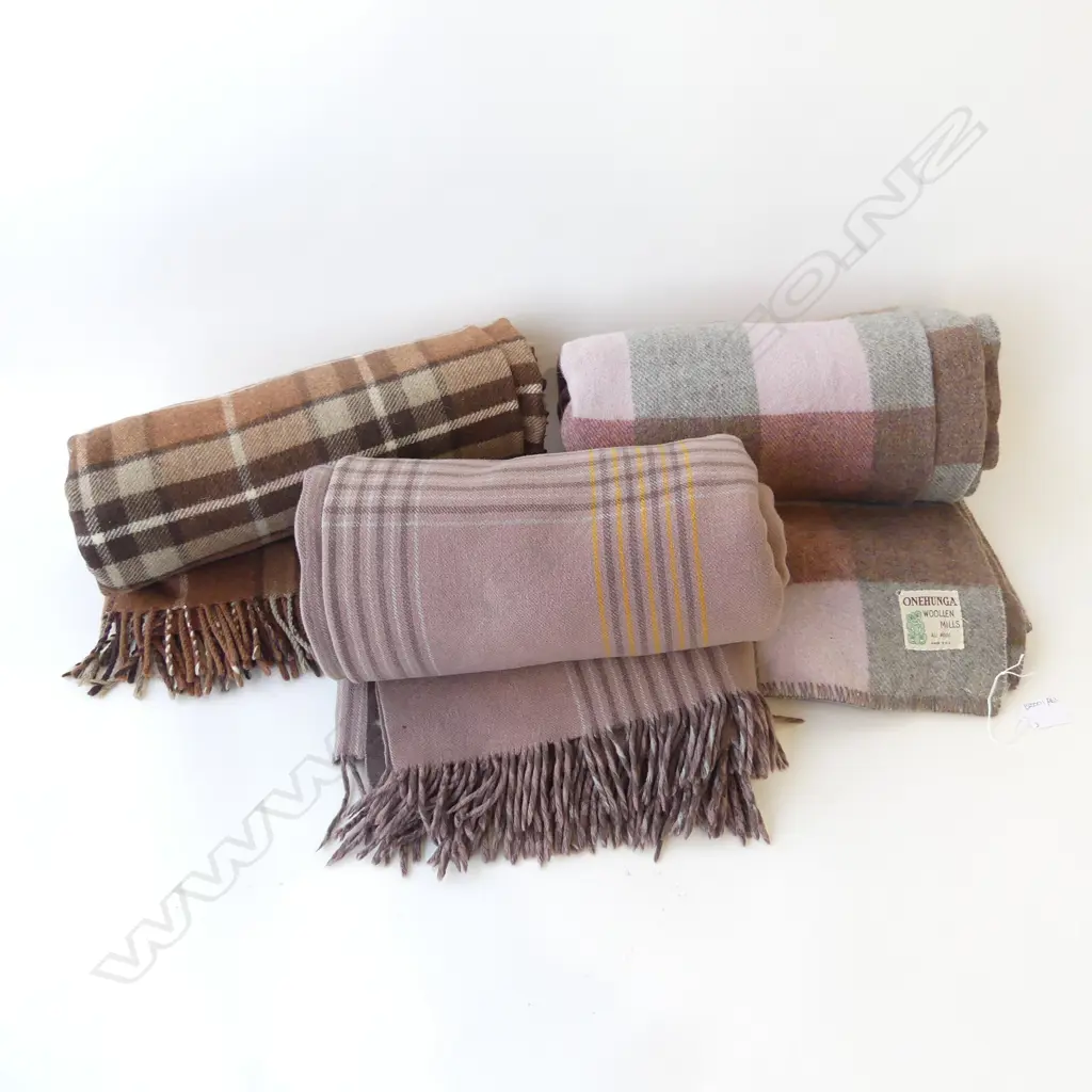 3 BROWN WOOL BLANKETS; ONEHUNGA MILLS TIKI LABEL ETC Image 1++