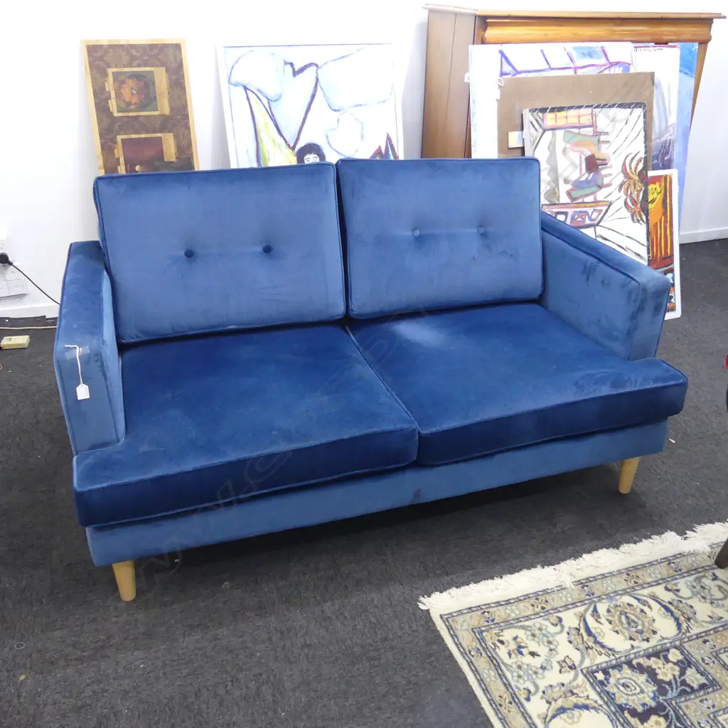BLUE VELVET SOFA 1630x970x900mm Image 1++