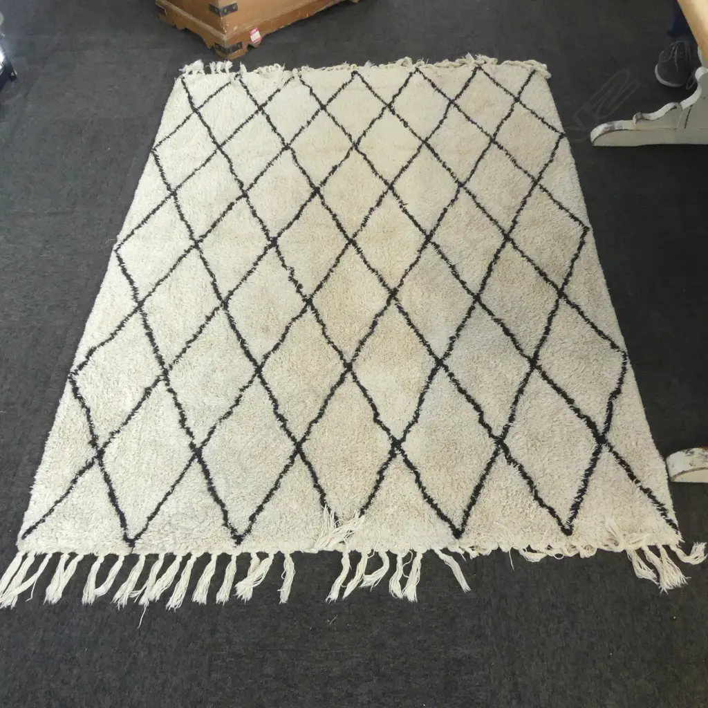 LG COTTON BERBER RUG 1900x1360mm Image 1++
