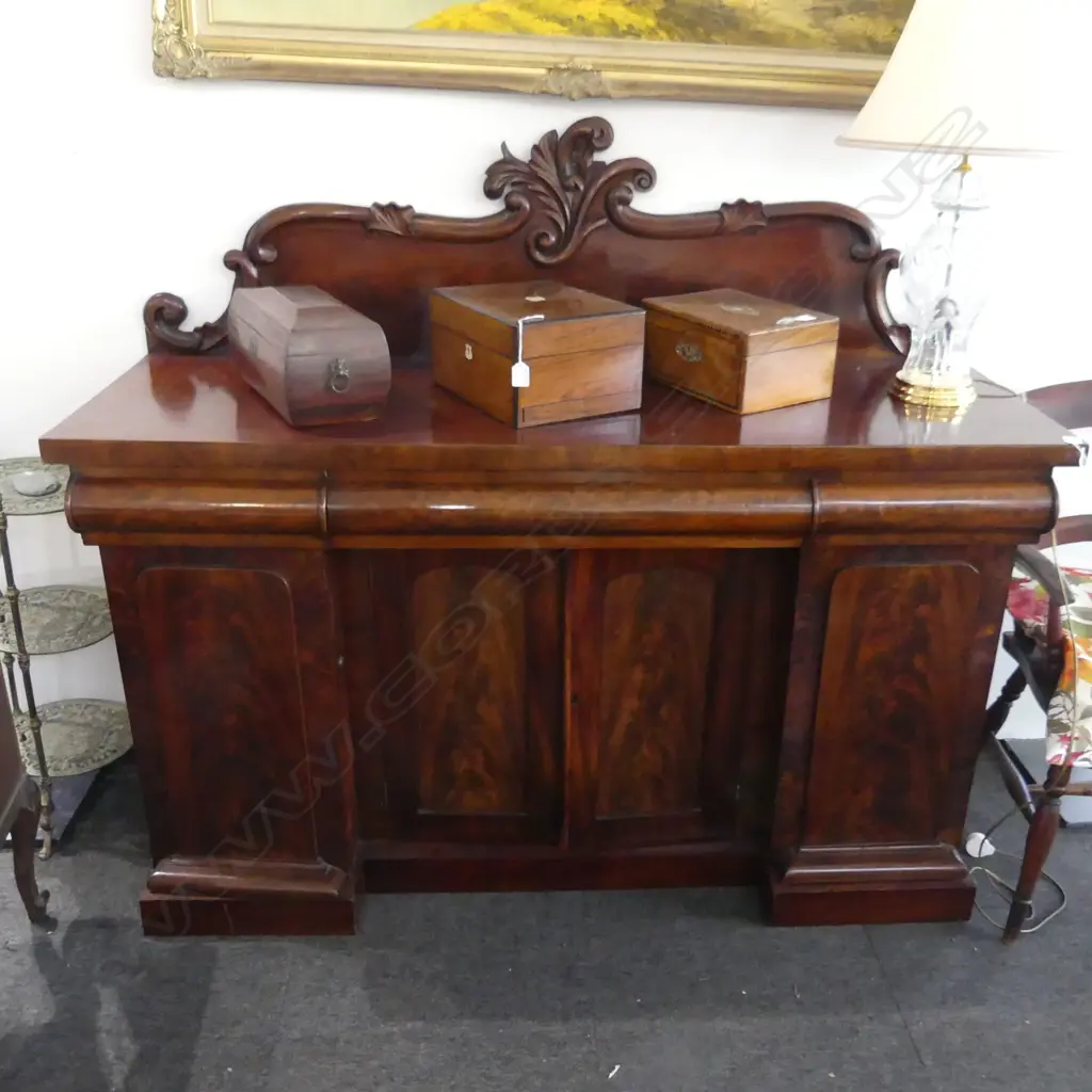 VICTORIAN MAHOGANY SIDEBOARD 1530x550x1300mm Image 1++