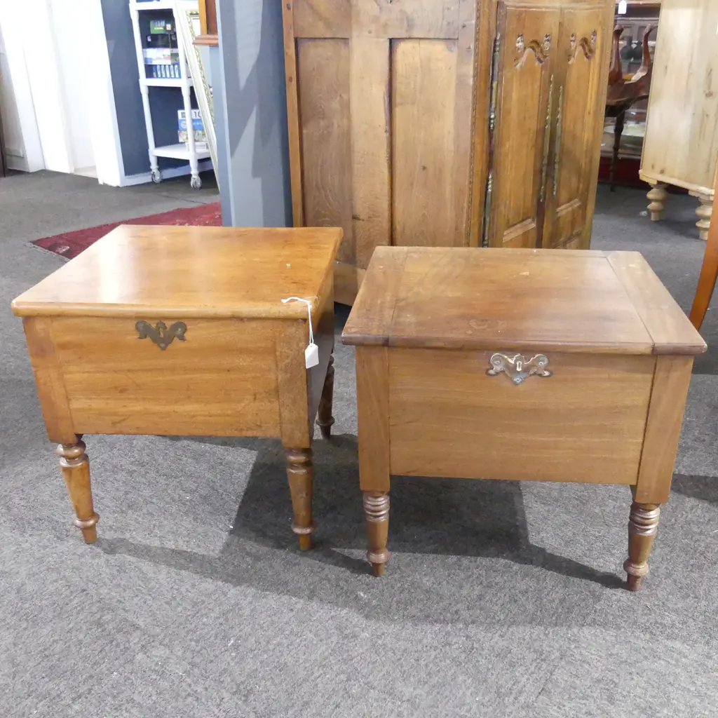 2 MAHOGANY COMMODES 480x415x445mm Image 1++