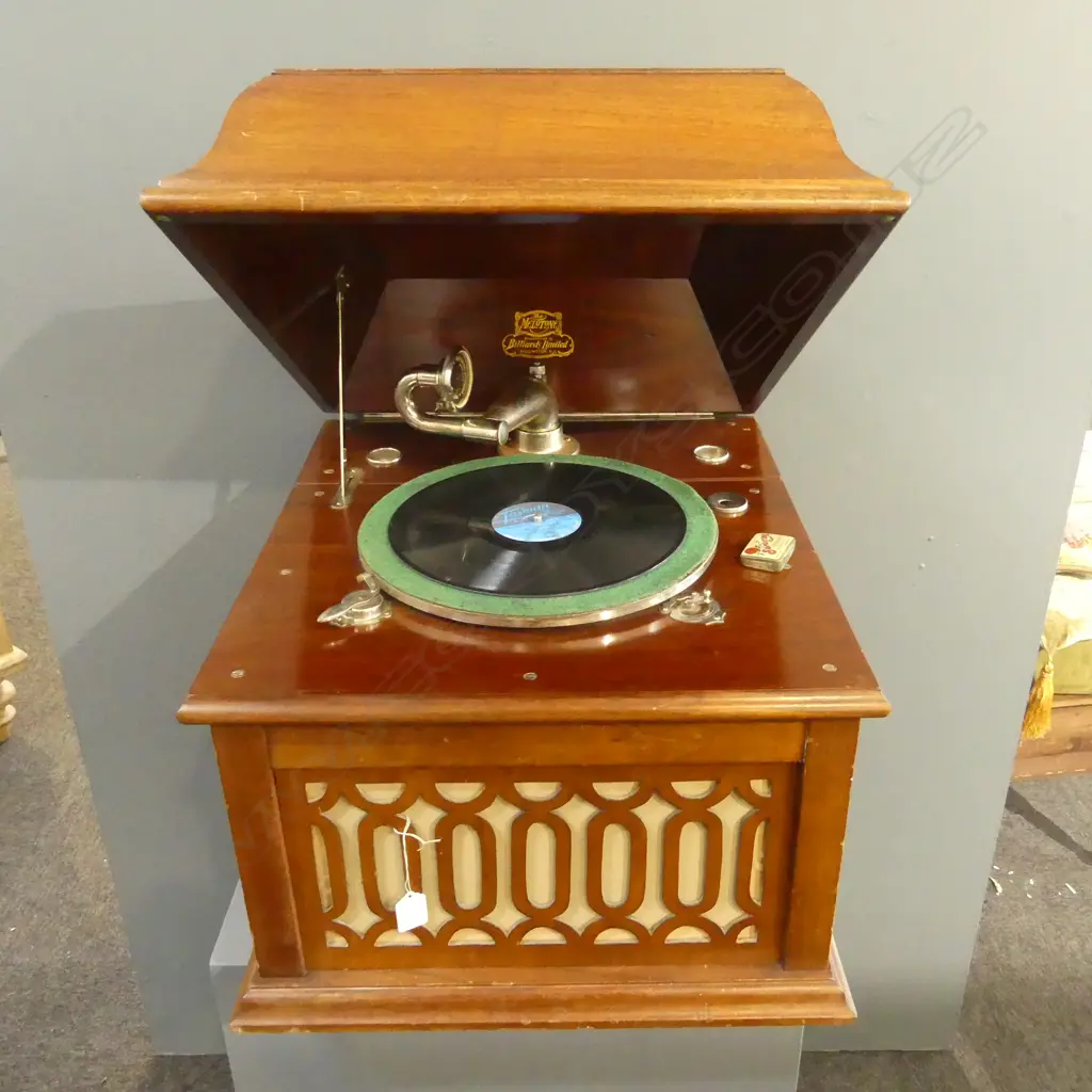 LG WOODEN TABLETOP GRAMAPHONE ’MELOTONE’ BRAND, WORKING ORDER CRANKHANDLE needle tin, 470 x 540 x 470mm Image 1++