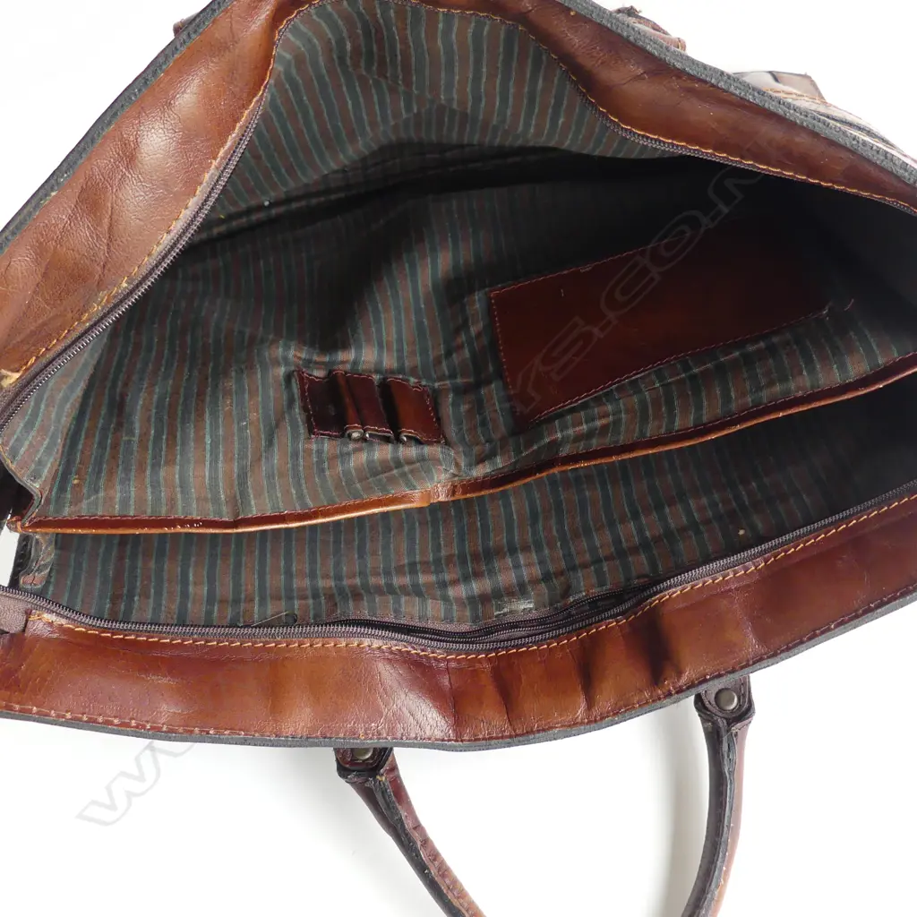 2 BRIEF CASES; 1 TED BAKER W.420mm Image 1++