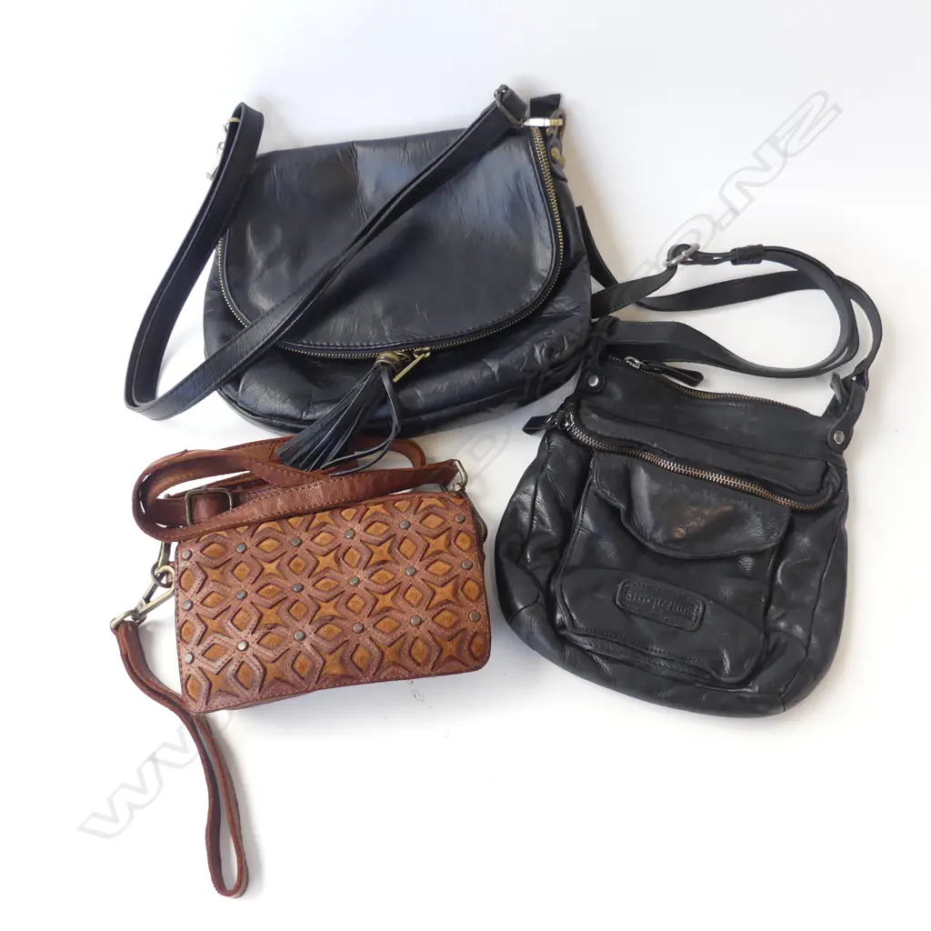 3 LEATHER HANDBAGS; KOMPANERO / TUSCANY LEATHER / STITCH & HIDE Image 1++