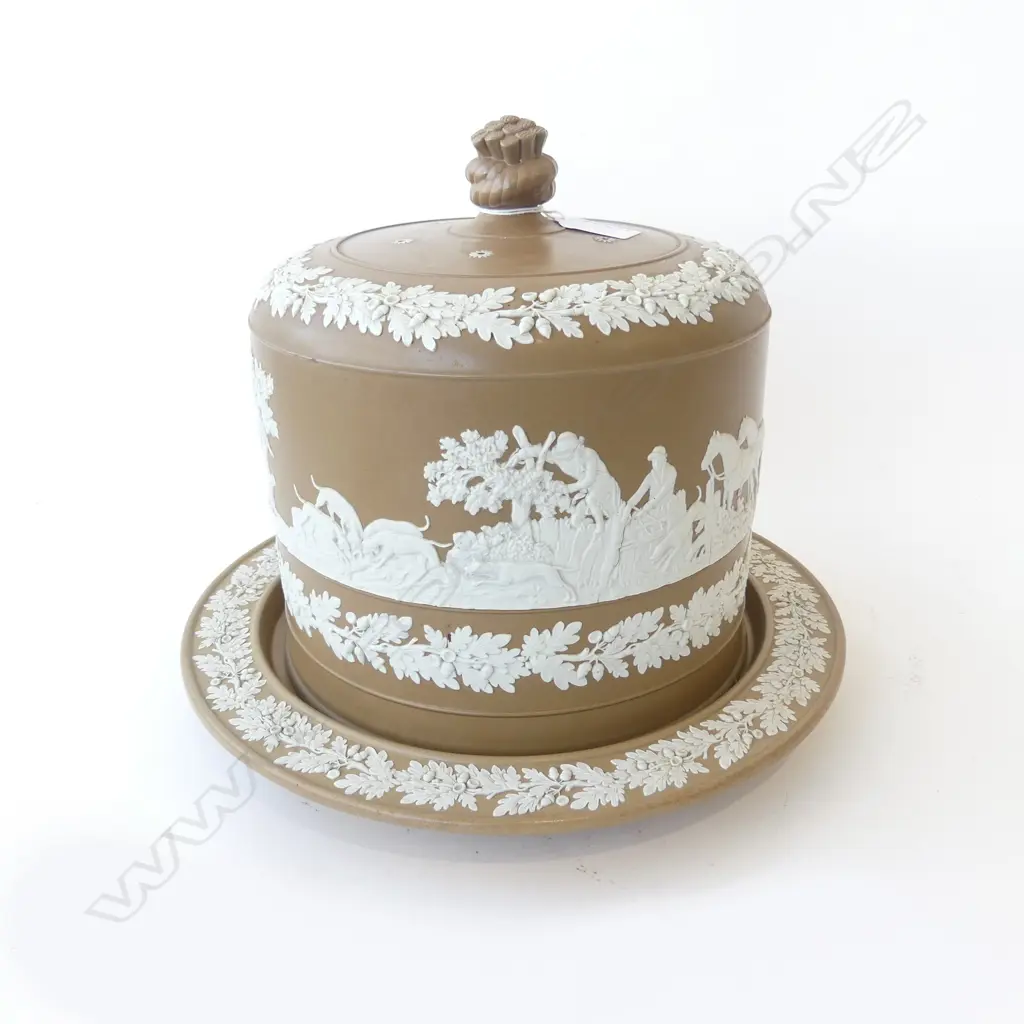 JASPERWARE CHEESE DOME & PLATE 320mm dia H.260mm Image 1++