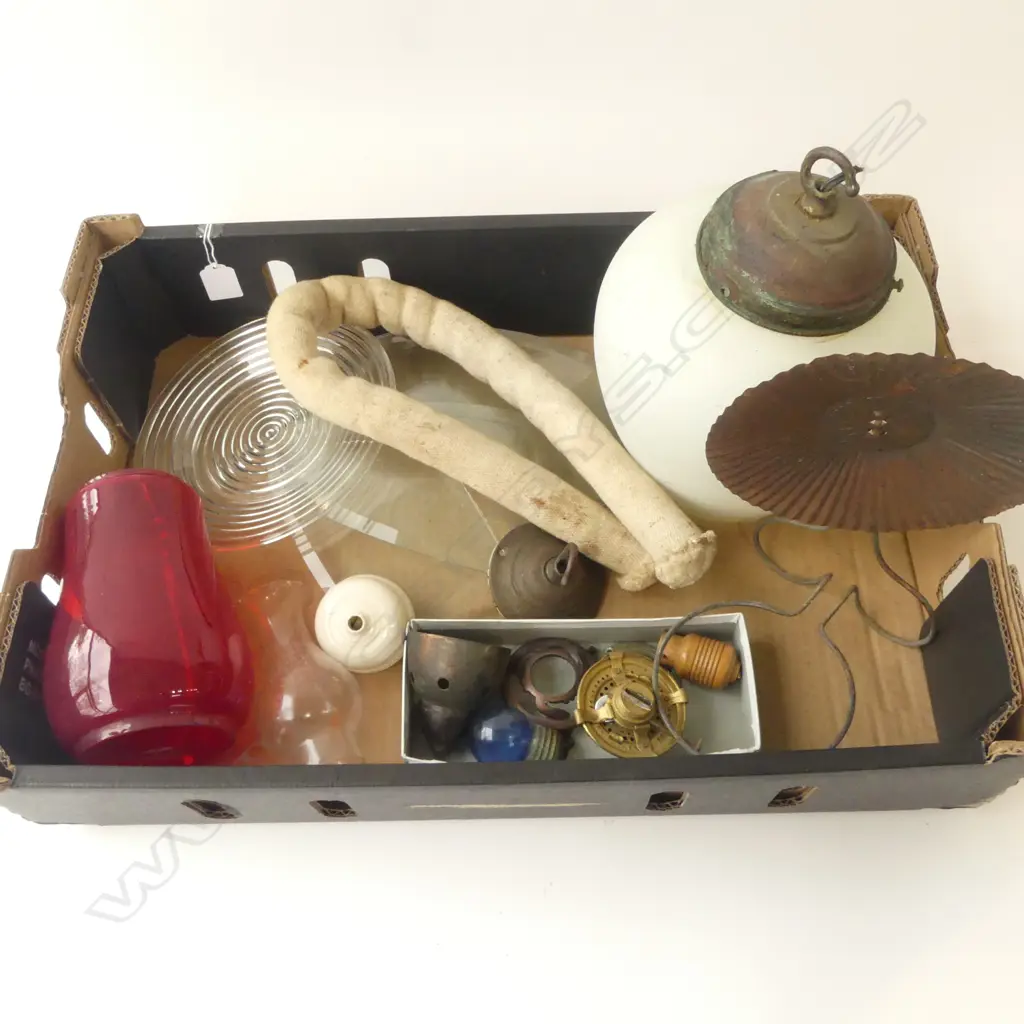 BOX – OLD GLASS LAMP CHIMNEYS, THICK WICK, LIGHT & LAMP FITTINGS Image 1++