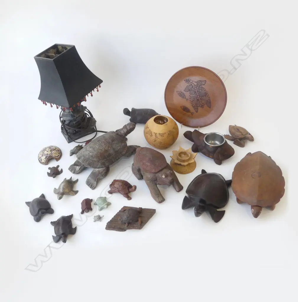 COLLECTION OF 20 TURTLE RELATED CARVINGS LAMPS ETC Image 1++