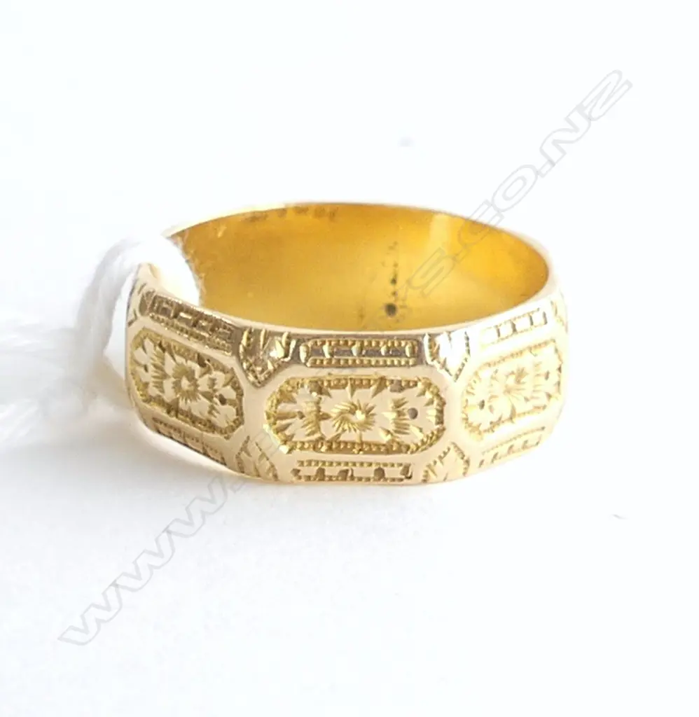 ANTIQUE 18ct RING 5.0gms SIZE M Image 1++