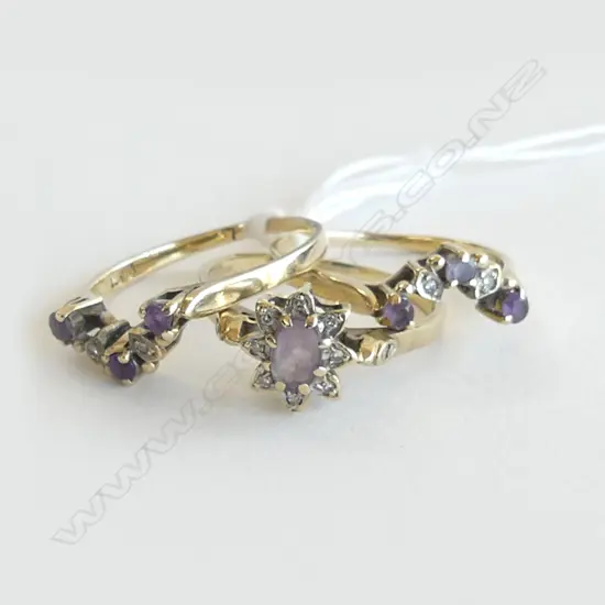 9ct YELLOW GOLD AMETHYST & DIAMOND CLUSTER 3 RING SET 6.38gms  SIZE S