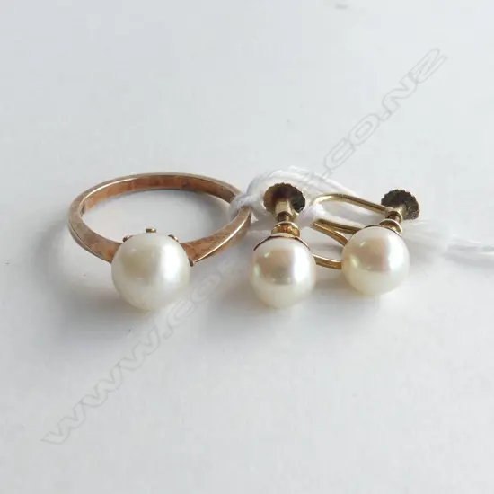 9ct GOLD & solitaire PEARL RING & EARRING SET 5.38gms SIZE Q