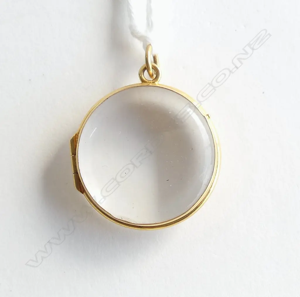 VINTAGE GOLD FRAMED & ROCK CRYSTAL LOCKET probably 18ct Image 1++