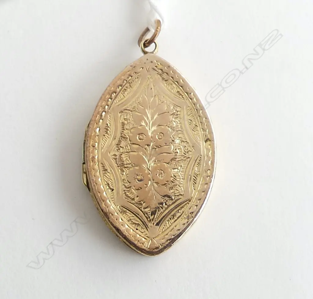 ANTIQUE ROLLED GOLD LOCKET 6.3gm L.35mm Image 1++