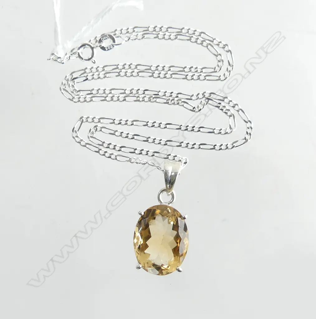 SILVER SET CITRINE PENDANT & SILVER CHAIN Image 1++