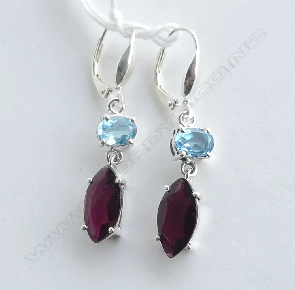 SILVER GARNET & BLUE TOPAZ DROP EARRINGS LEVER BACKS Image 1++