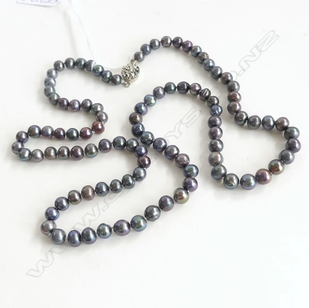 FRESH WATER DYED BLACK PEARL NECKLACE CULTURED L.720mm Image 1++
