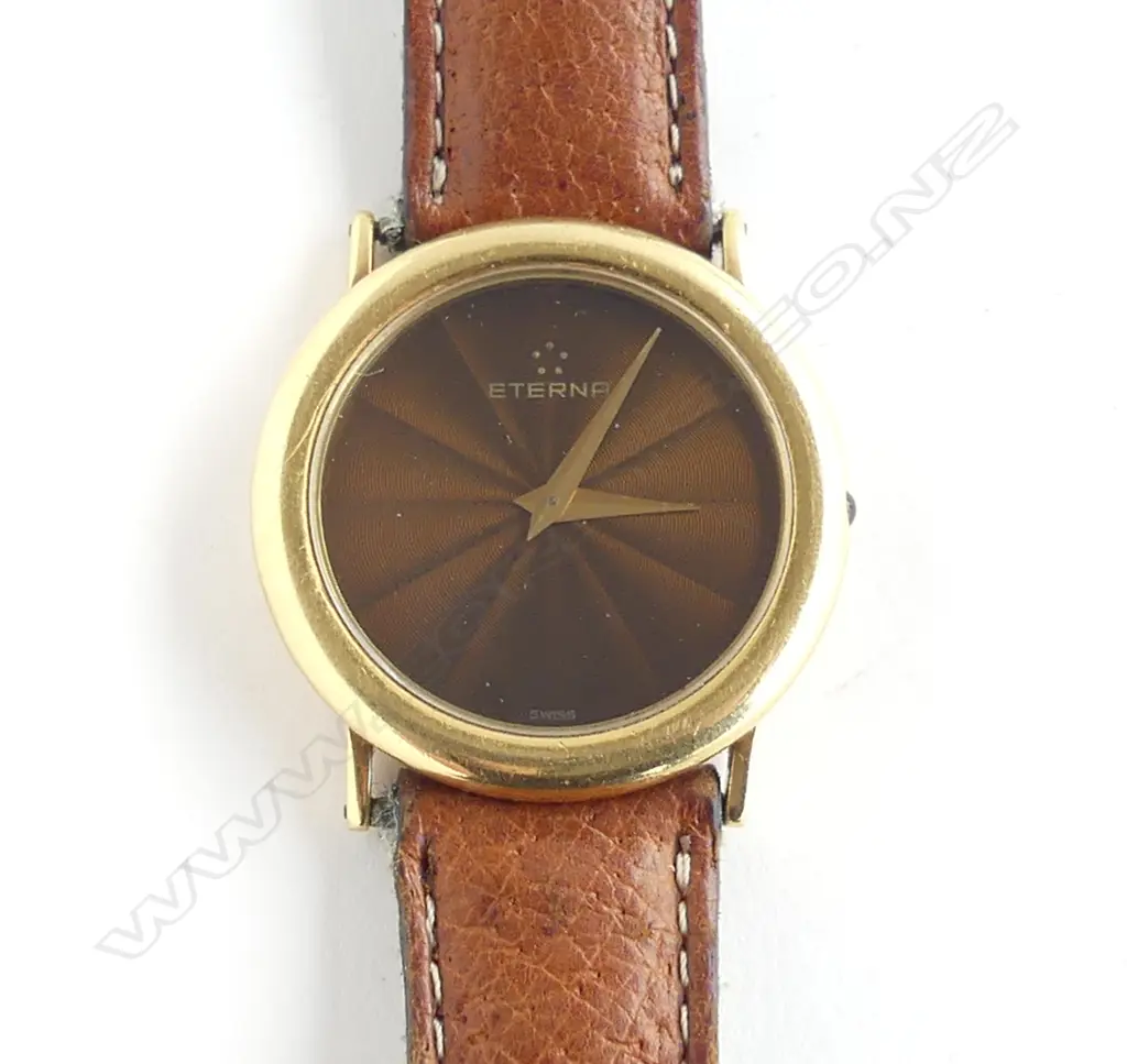 ETERNA 18ct YELLOW GOLD WRISTWATCH gent's mid-size radiating bronze dial 29gms Image 1++
