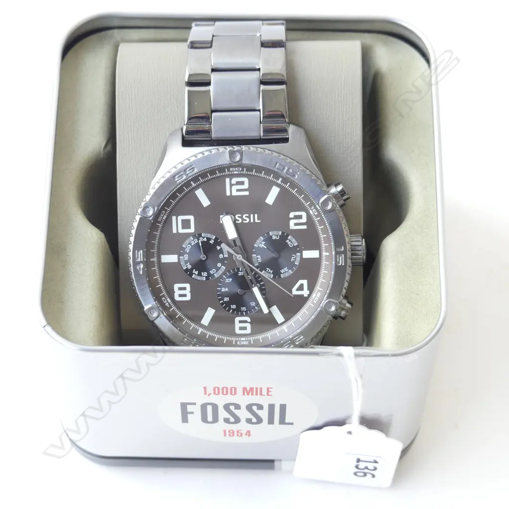 GENTS FOSSIL BRAND WRISTWATCH IN CASE, dia.50mm Image 1++