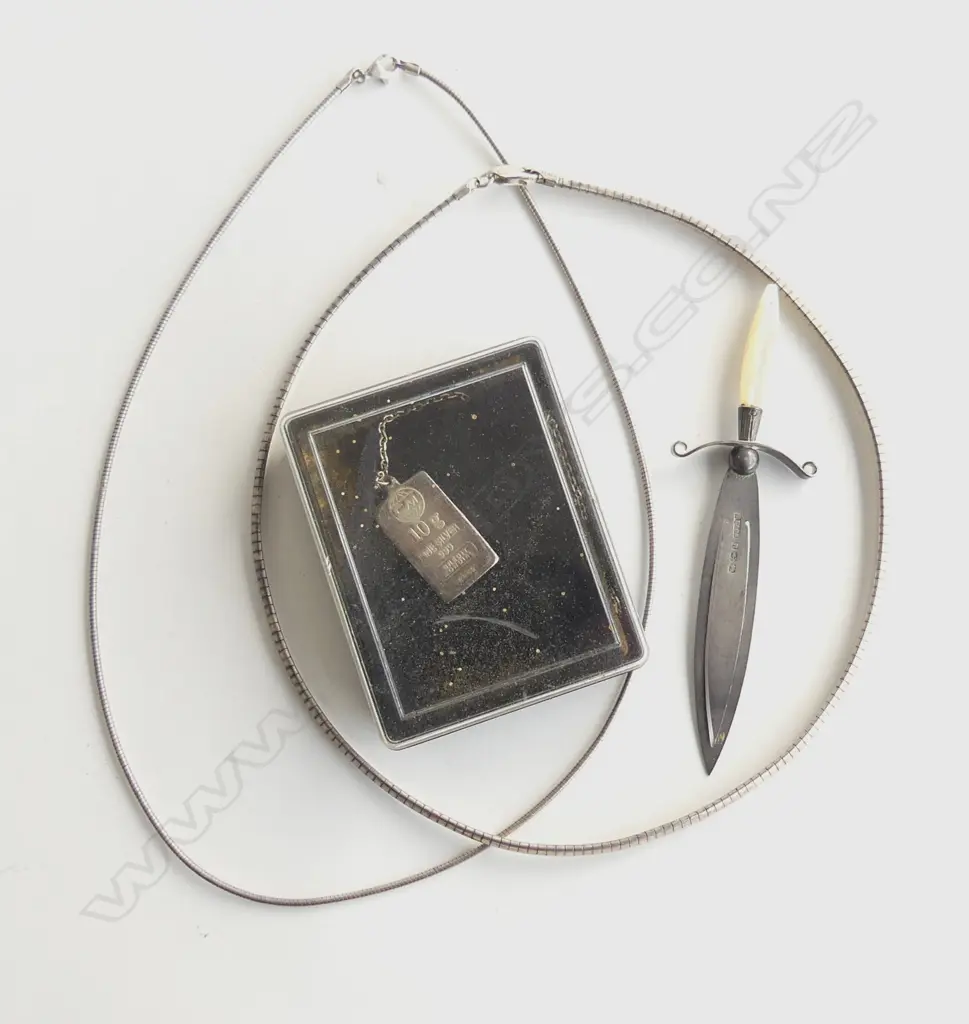 2 SILVER CHOKER NECKLACES + EDWARDIAN SILVER page maker + 10gm SILVER INGOT PENDANT NECKLACE Image 1++
