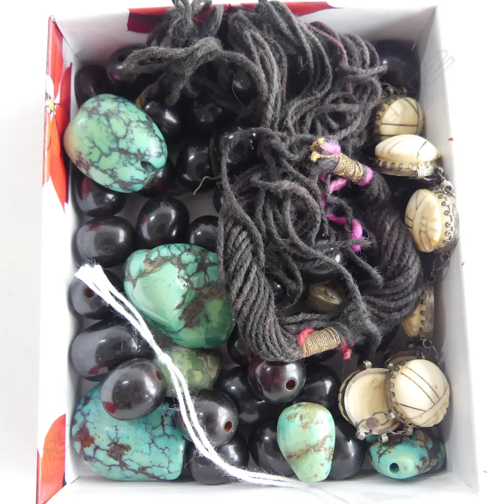 UNSTRUNG NECKLACE SOME TURQUOISE BEADS & VINTAGE SCARAB BRACELET Image 1++