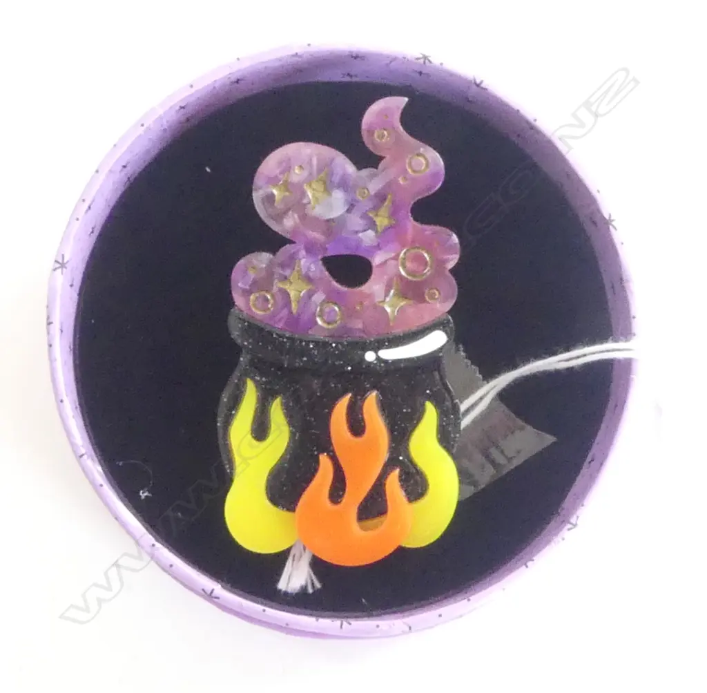 ERSTWILDER LIMITED EDITION 'SPOOKY' BROOCH -Bubbling Cauldron  (boxed) Image 1++