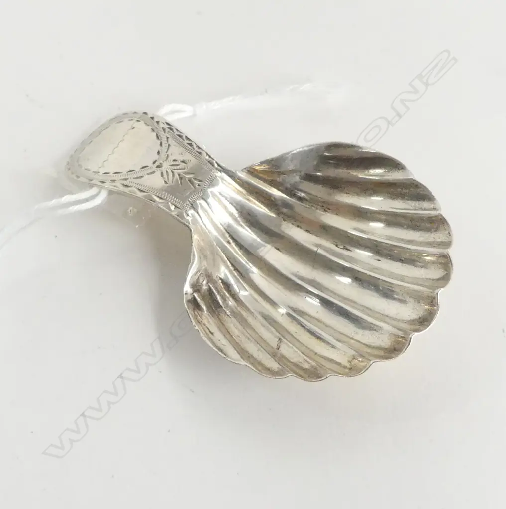STG SILVER CADDY SPOON, LONDON C.1800 7gms Image 1++
