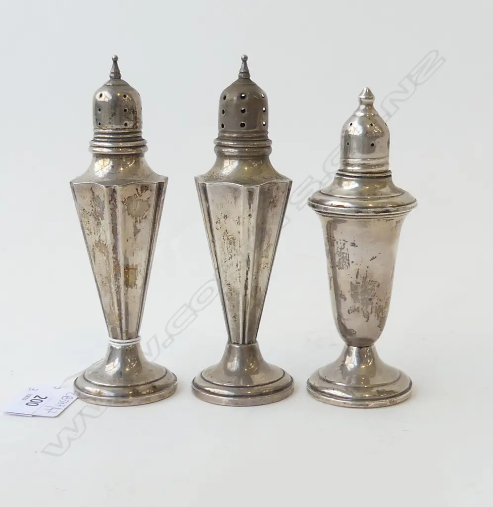 3 STG SILVER CONDIMENTS, WEIGHTED H.140mm Image 1++