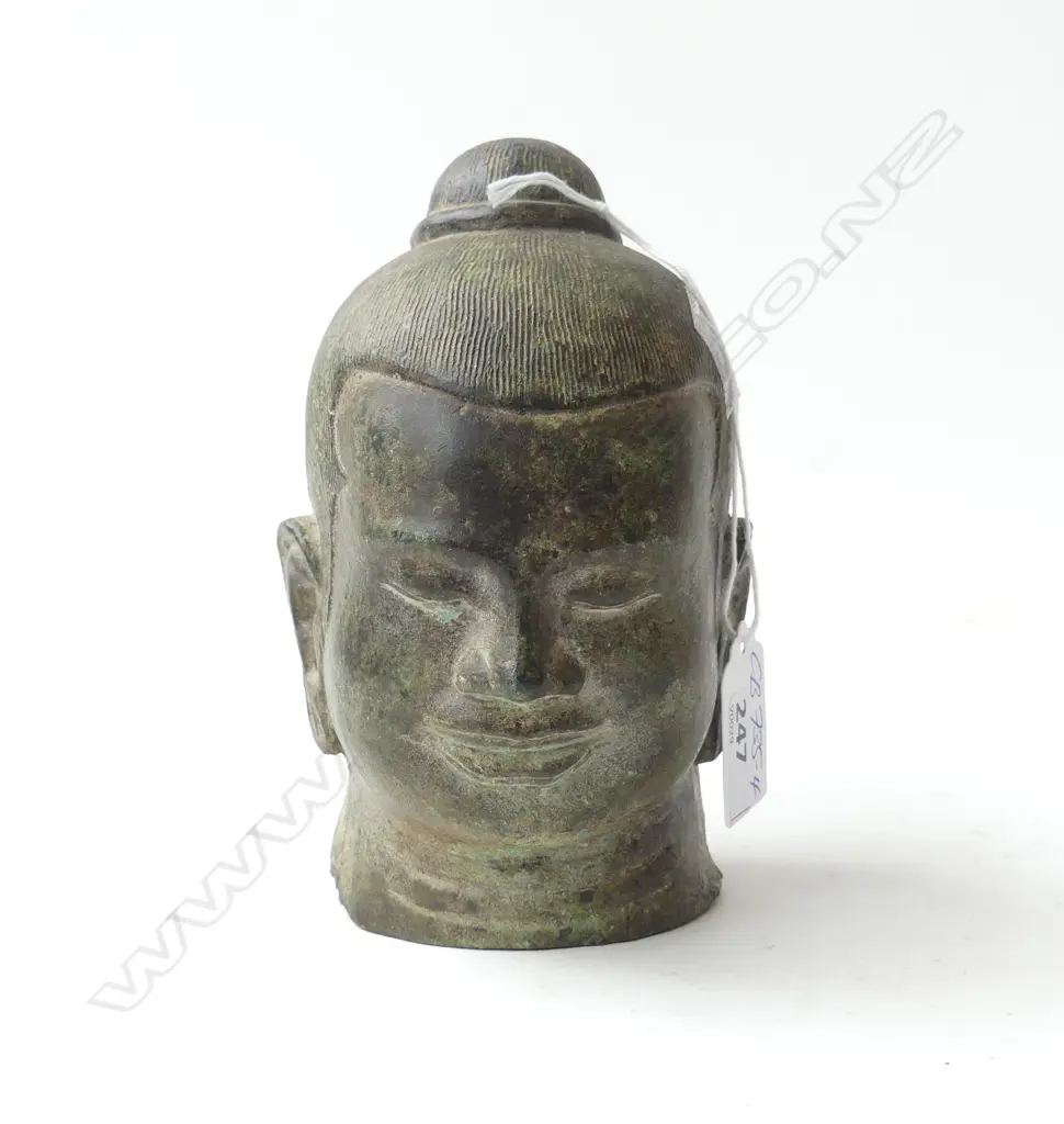CAMBODIAN KHMER BRONZE BUDDHA HEAD smile of Angkor H.150mm Image 1++