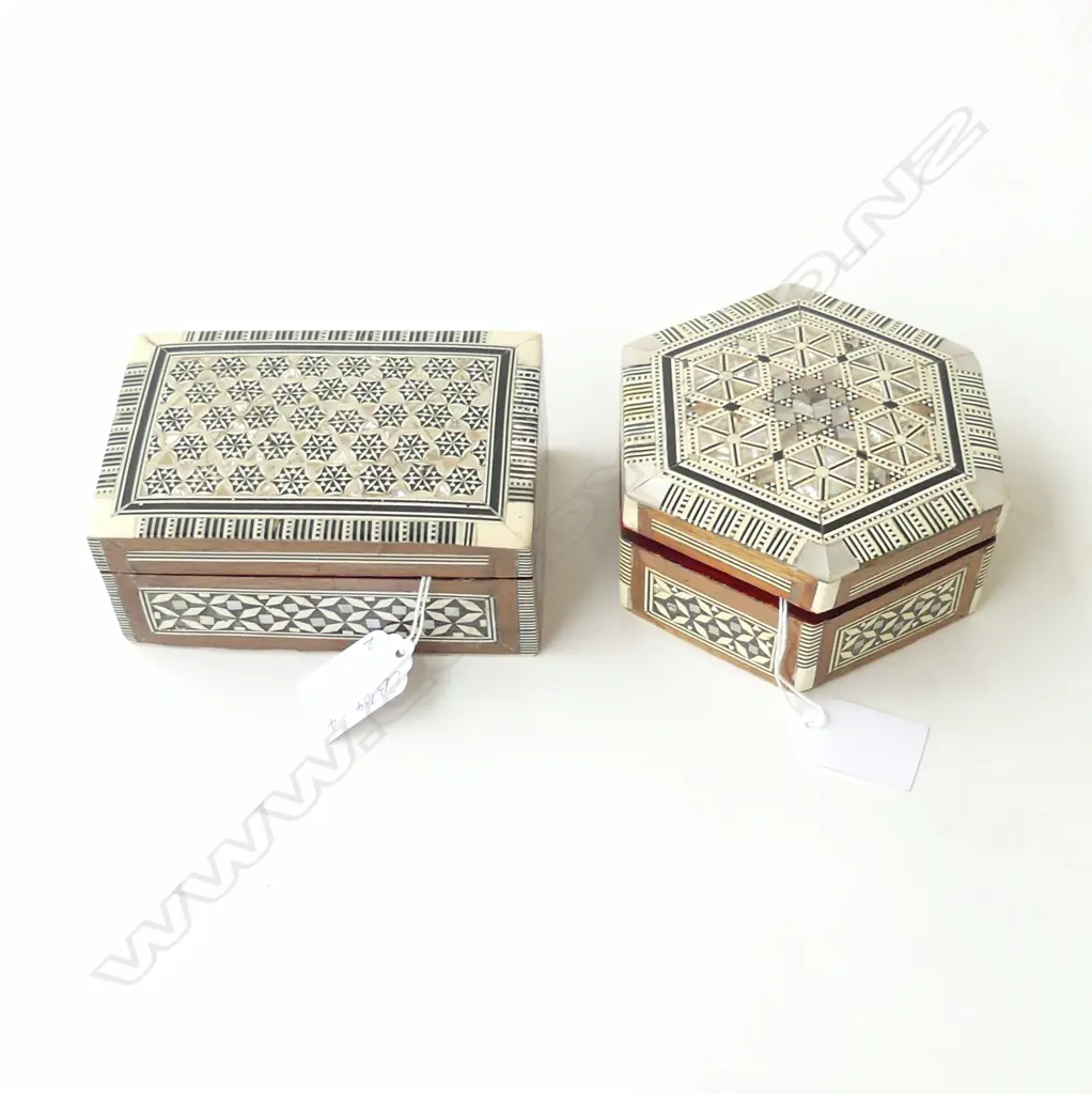 2 MIDDLE EASTERN TRINKET BOXES w MOP INLAY. VELVET LINED. W.130 H.50mm Image 1++