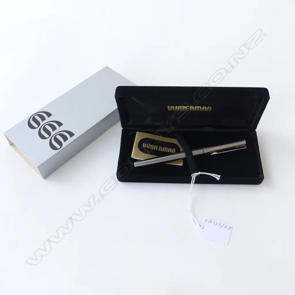 VINTAGE WATERMAN FOUNTAIN PEN, IN CASE, WITH LABEL, UNUSED Image 1++